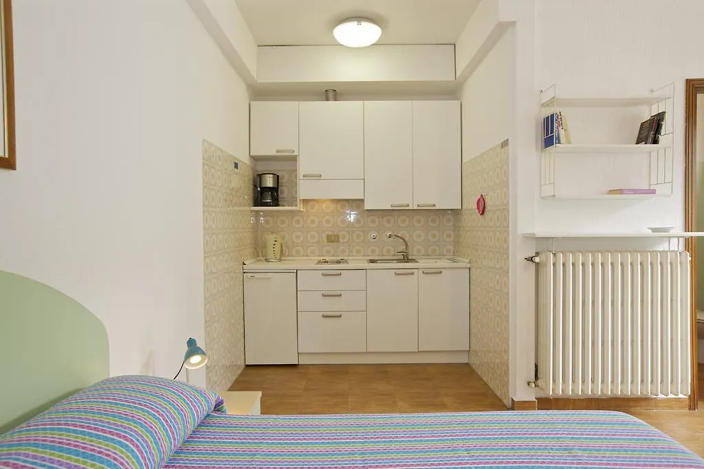 Casa Augusta Apartment Maccagno Italy