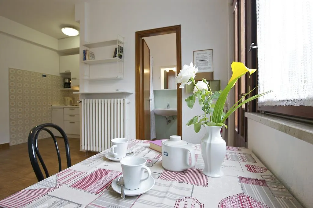 Maccagno Casa Augusta 아파트
