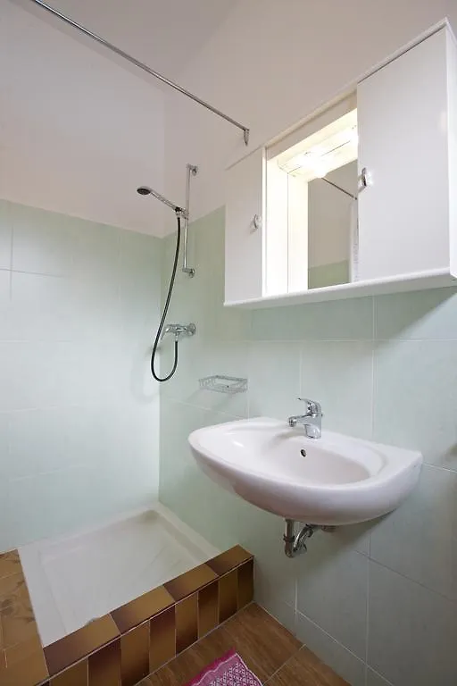 Maccagno Casa Augusta 아파트