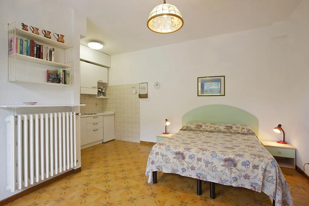 Maccagno Casa Augusta 아파트 0*,
