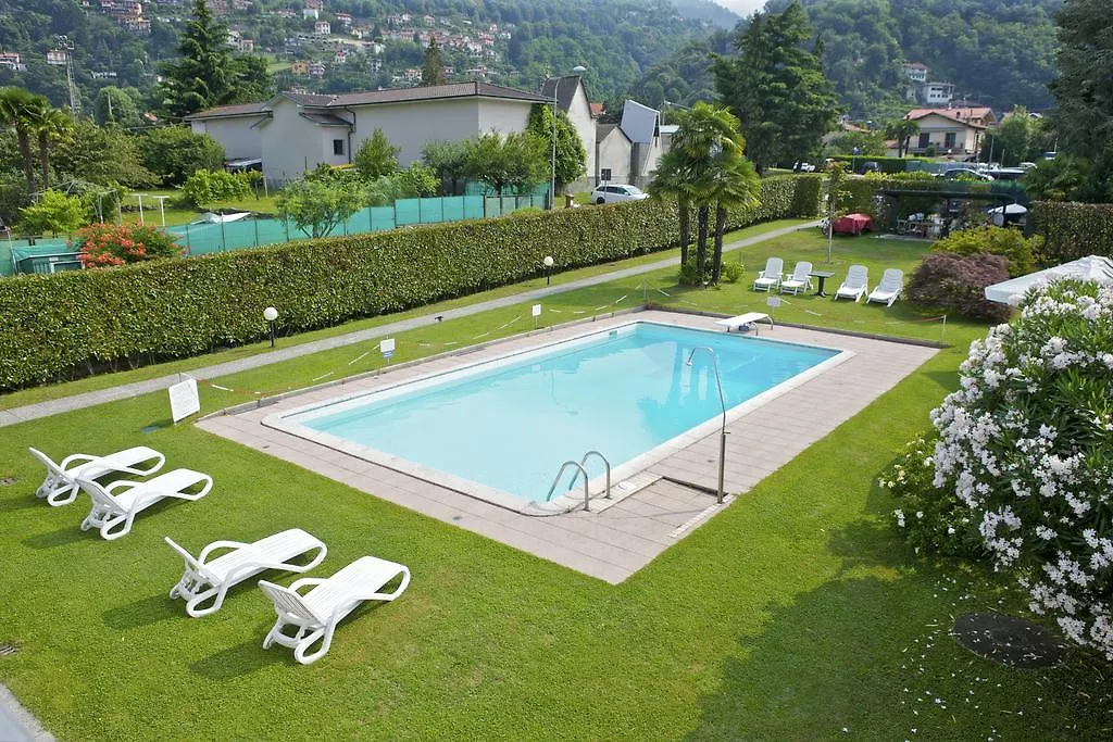 Maccagno Casa Augusta 아파트